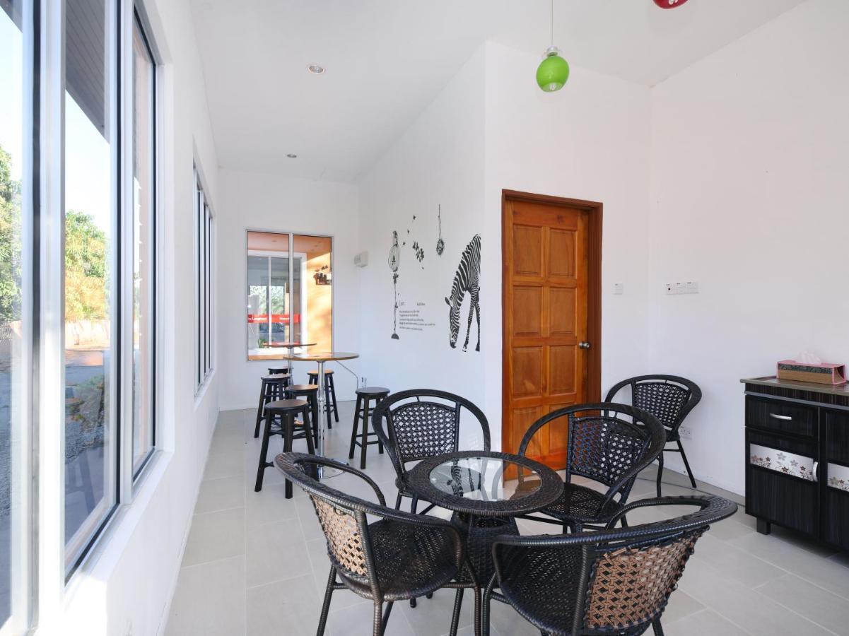 Oyo 44124 De Langkawi Resort And Convertion Centre Ayer Hangat Exterior photo