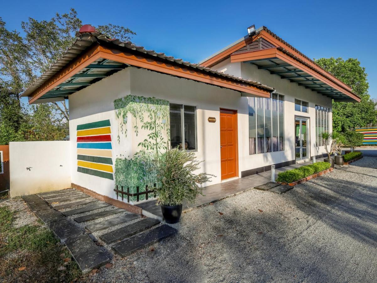 Oyo 44124 De Langkawi Resort And Convertion Centre Ayer Hangat Exterior photo