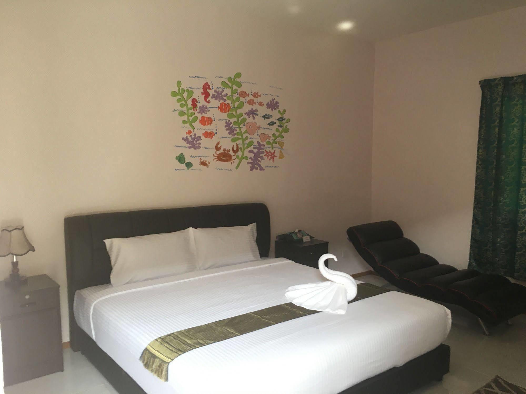 Oyo 44124 De Langkawi Resort And Convertion Centre Ayer Hangat Exterior photo