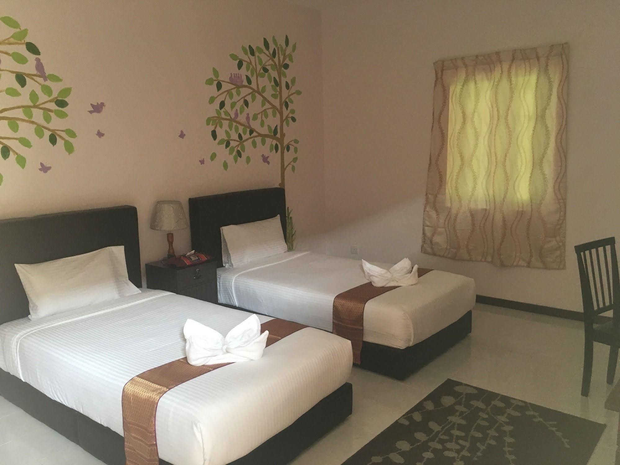 Oyo 44124 De Langkawi Resort And Convertion Centre Ayer Hangat Exterior photo