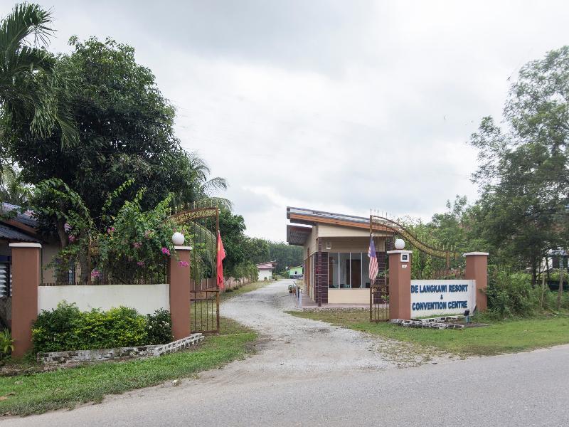 Oyo 44124 De Langkawi Resort And Convertion Centre Ayer Hangat Exterior photo