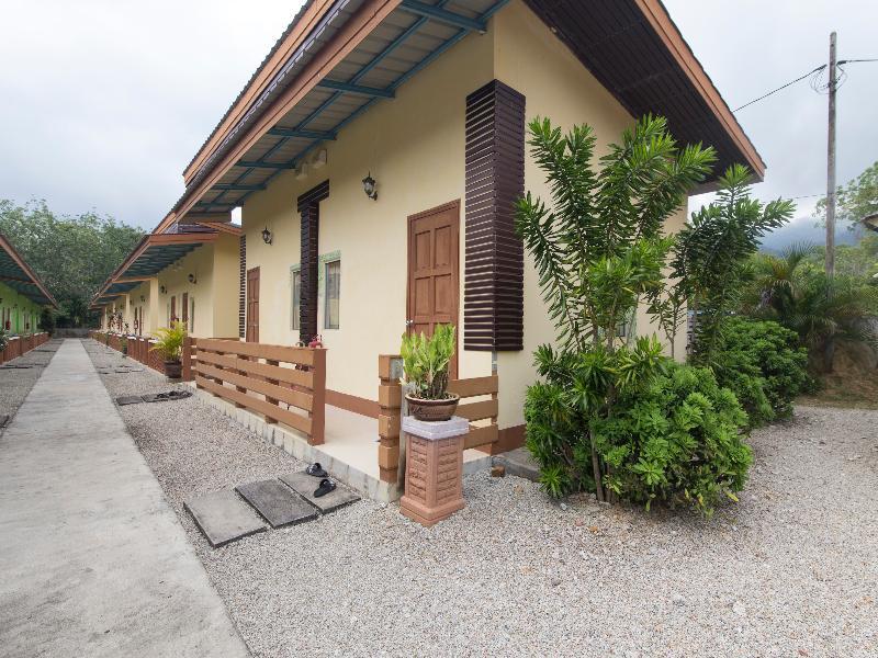 Oyo 44124 De Langkawi Resort And Convertion Centre Ayer Hangat Exterior photo
