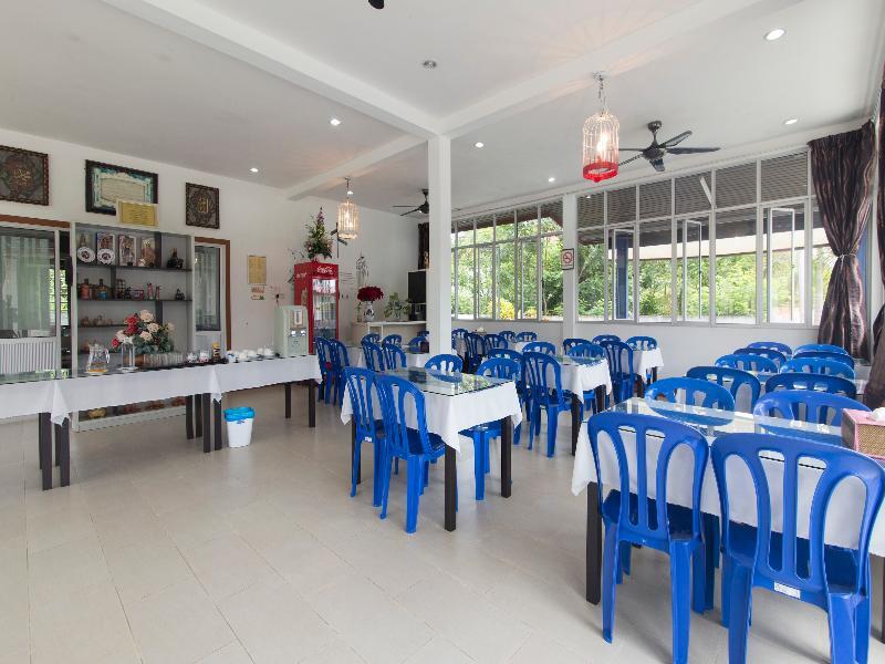 Oyo 44124 De Langkawi Resort And Convertion Centre Ayer Hangat Exterior photo